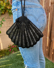 Load image into Gallery viewer, Black Beaded Shell Purse
