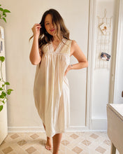Load image into Gallery viewer, Soft Yellow Nightgown