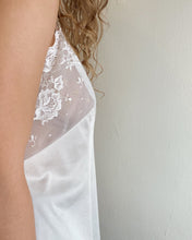Load image into Gallery viewer, White Tulip Lace Tank