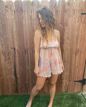 Load image into Gallery viewer, Summer Kissed Flower Slip