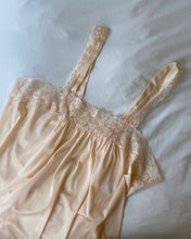 Load image into Gallery viewer, Peach Aline Slip