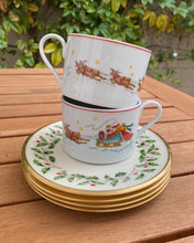 Load image into Gallery viewer, Santa Mugs