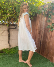Load image into Gallery viewer, Tiny Rose Nightgown