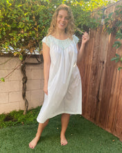 Load image into Gallery viewer, Tiny Rose Nightgown