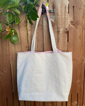 Load image into Gallery viewer, Bright Pink Heart Market Bag