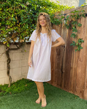 Load image into Gallery viewer, Bow Bouquet Nightgown
