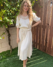 Load image into Gallery viewer, Spring Breeze Dress