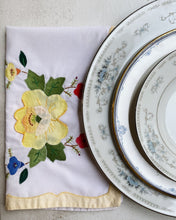 Load image into Gallery viewer, Floral Cloth Napkins
