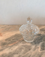 Load image into Gallery viewer, Flower Glass Jar with Lid
