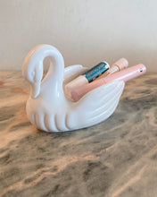 Load image into Gallery viewer, Swan Soap Dish
