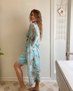 Shimmering Flower Robe