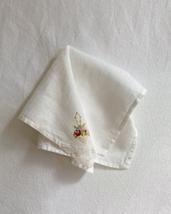 Dainty Flower Basket Hanky