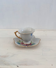 Load image into Gallery viewer, Leafy Teacup
