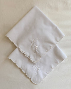 Daisy Lettuce Edged Napkins