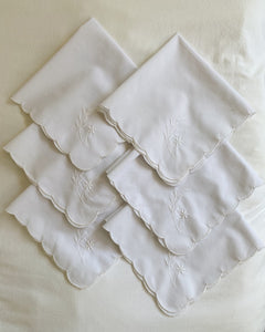 Daisy Lettuce Edged Napkins