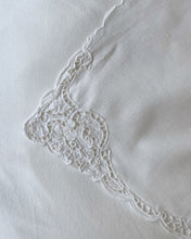 Load image into Gallery viewer, White Embroidered Napkins
