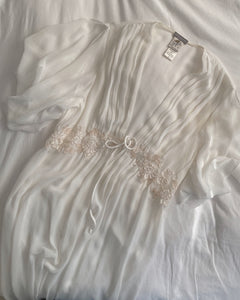 White Rose Robe