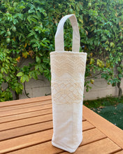 Load image into Gallery viewer, Lace Dream Wine Tote
