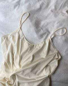 Simple Cream Slip