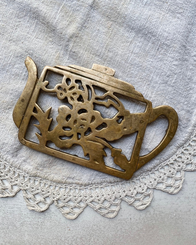 Metal Teapot Trivet